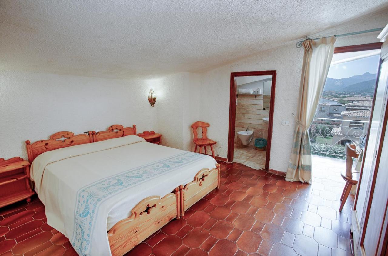 Hotel Al Faro Сан-Теодоро Экстерьер фото